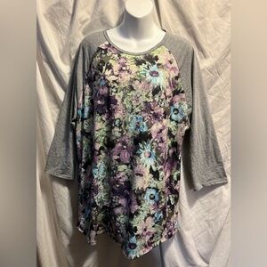 LuLaRoe 3/4 sleeve Raglan size 3XL